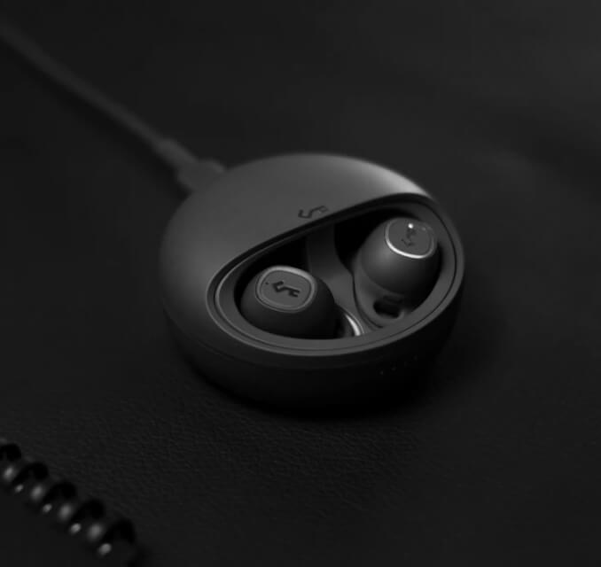 Earphones